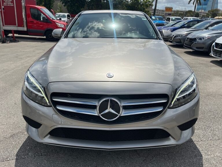 2019 Mercedes-Benz E 300