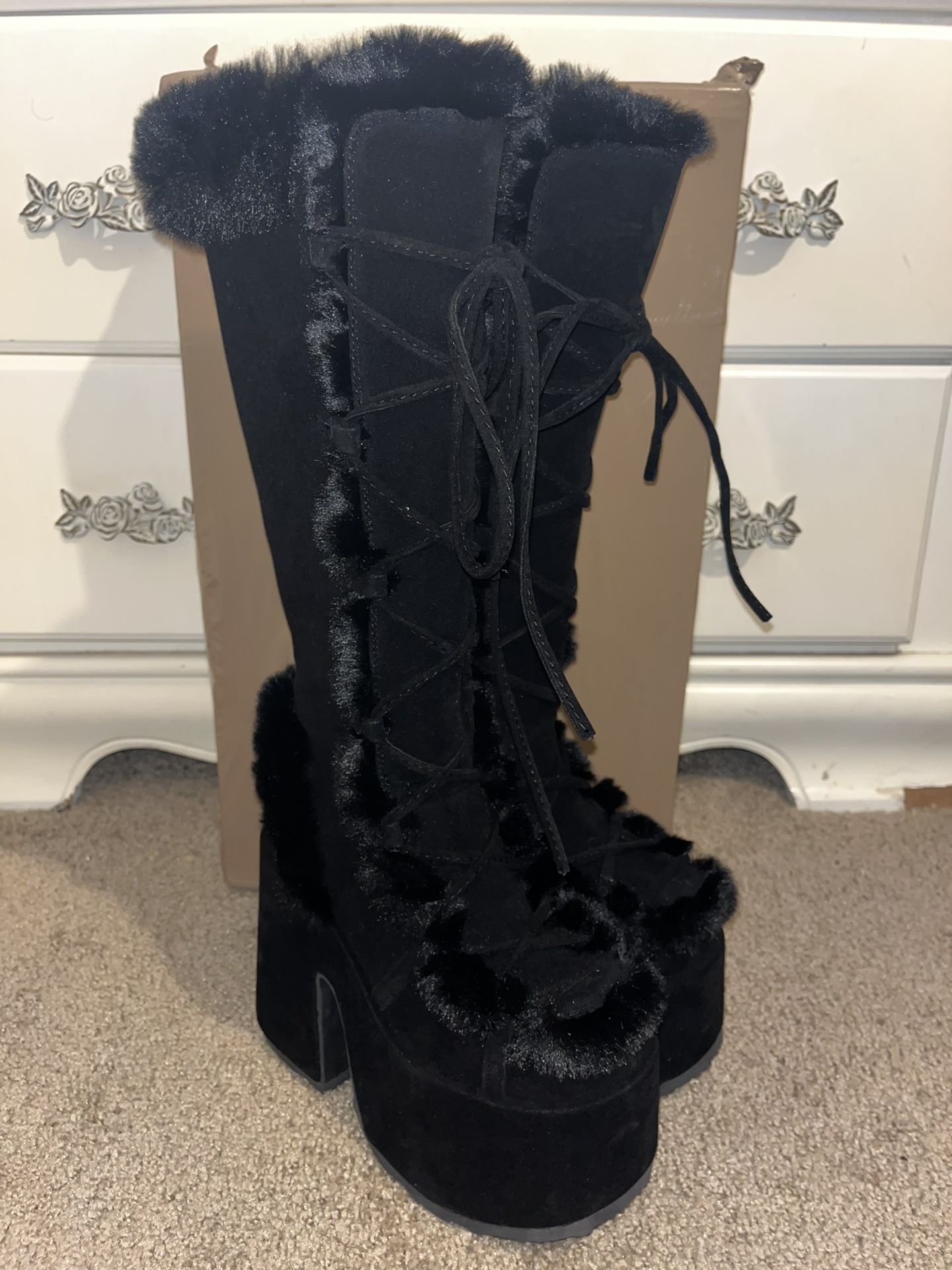 Demonia Camel-311 Black