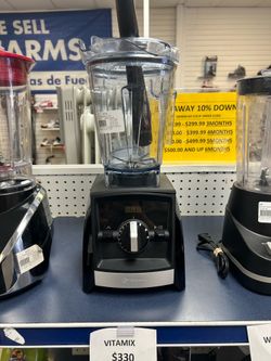 VITAMIX BLENDER