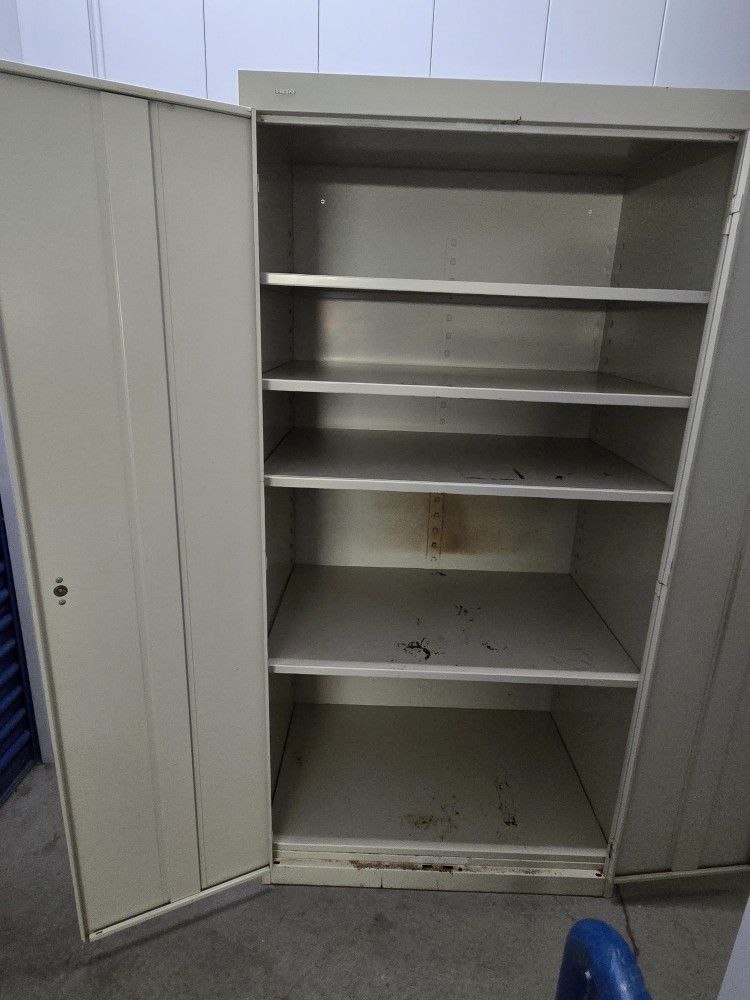 Solid Metal Storage Cabinet With 2 Keys Small Rust Stains