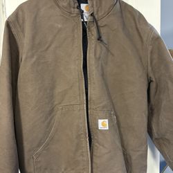 Brown Carhartt jacket #workwear