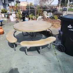 Round Table With A Hole For Umbrella