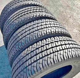 275 70 18 Michelin Tires Con 80% de Vida Las 4
