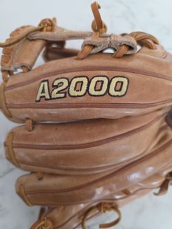 Wilson A2000 Baseball Glove