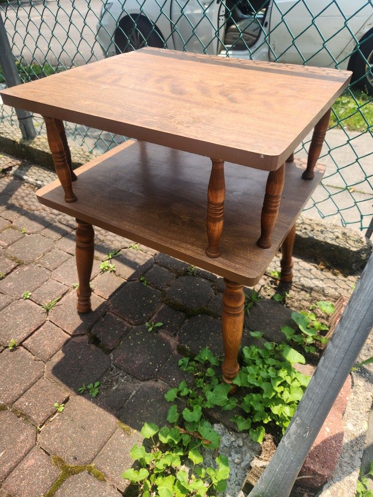 1 End Table