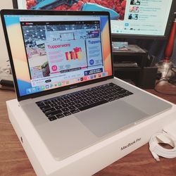 15-in Apple MacBook Pro. Touchbar, Core i7, Radeon Pro, 17