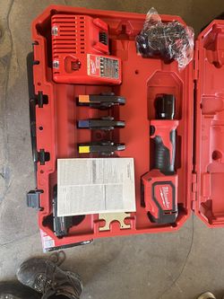 Milwaukee Press Tool