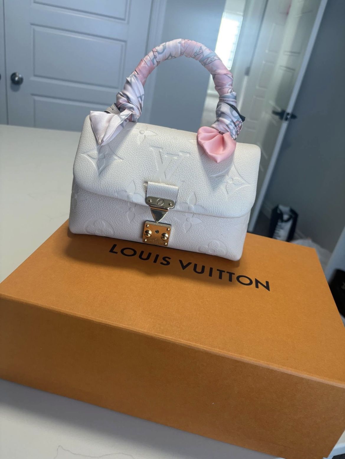 Louis Vuitton Madeleine BB