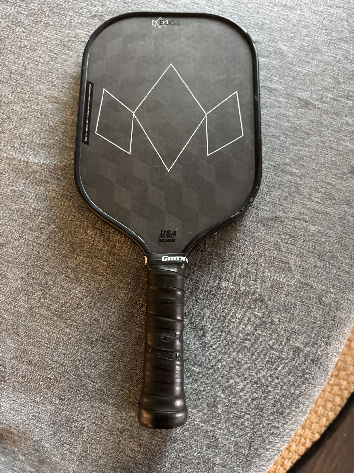 Diadem Edge Pickleball paddle