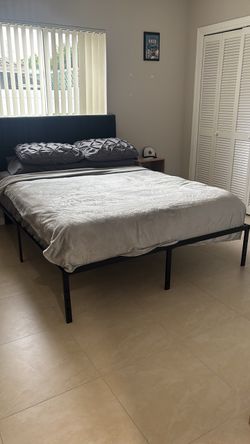 Queen Metal Platform Bed Frame with Headboard