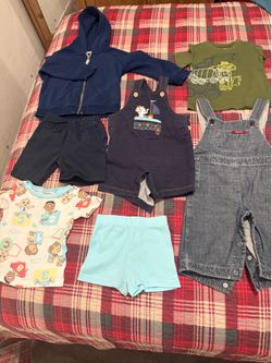 Baby boy clothes bundle. Size 12 months