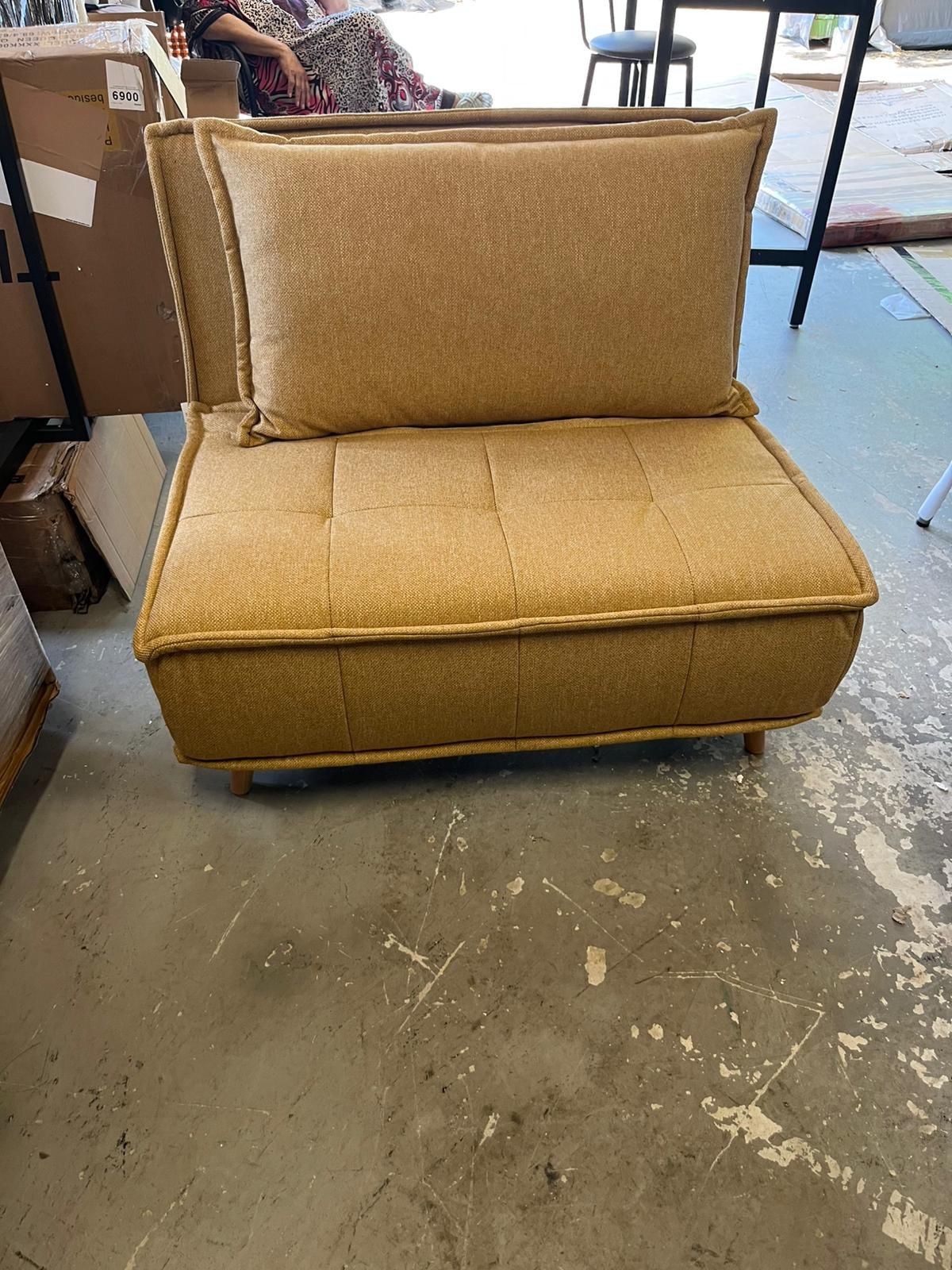 COZY 1-Piece Yellow Fabric Futon Chair with Wood Legs