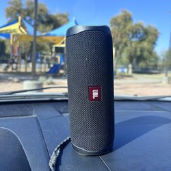 JBL Flip 5