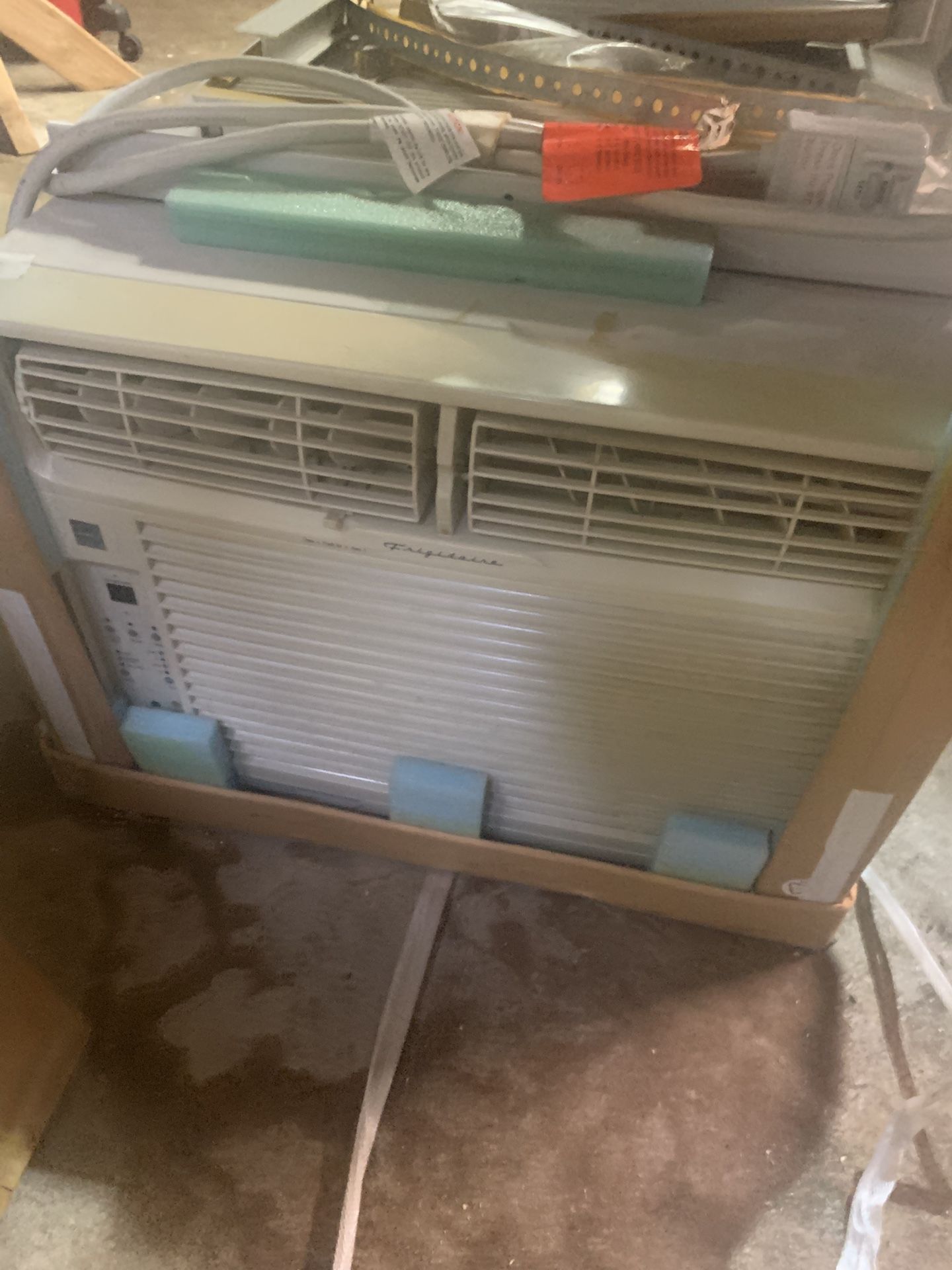 12000 BTU AC