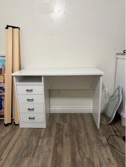 White Desk with 4 Drawers – Modern