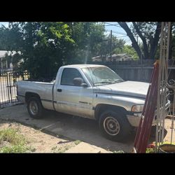 2002 Dodge Ram Truck