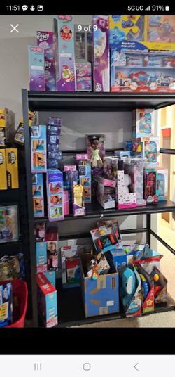 CHRISTMAS TOYS TONS AVAILABLE GREAT PRICES. JUST ASK.PRICES VARY