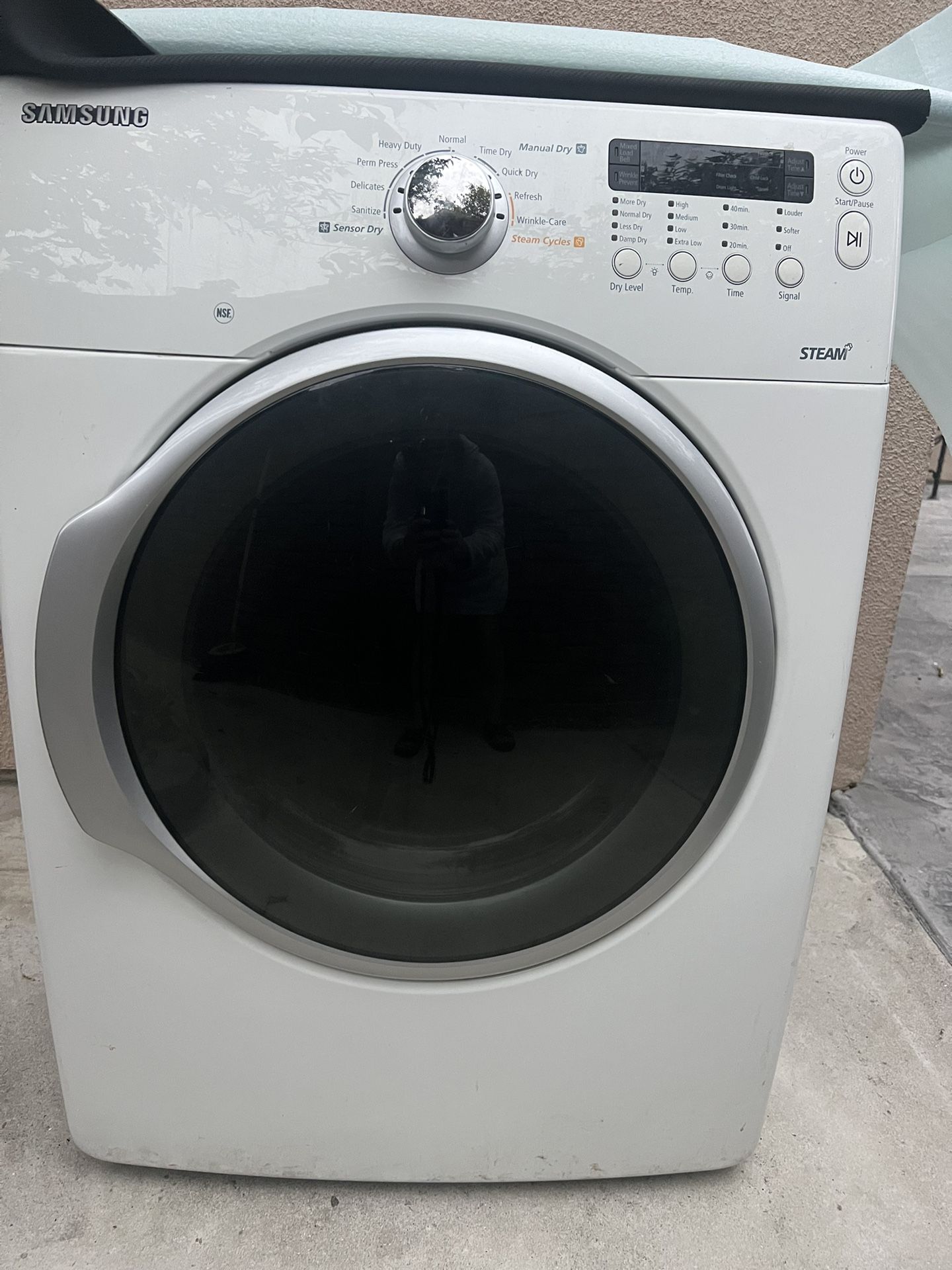Samsung Gas Dryer Excellent Condition
