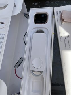 Apple Watch Series 4 Rose LTE And cellular