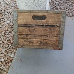 1957 Milk Crate Good Condition