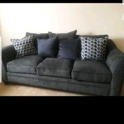 COUCH AND LOVE SEAT