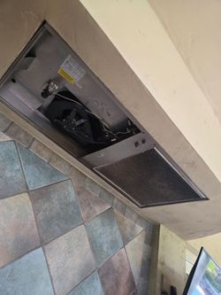 Built in range hood