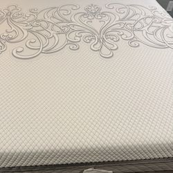 Queen Mattress - Free 
