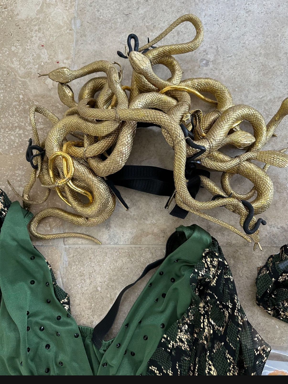 Halloween Women Costume *** Medusa + More