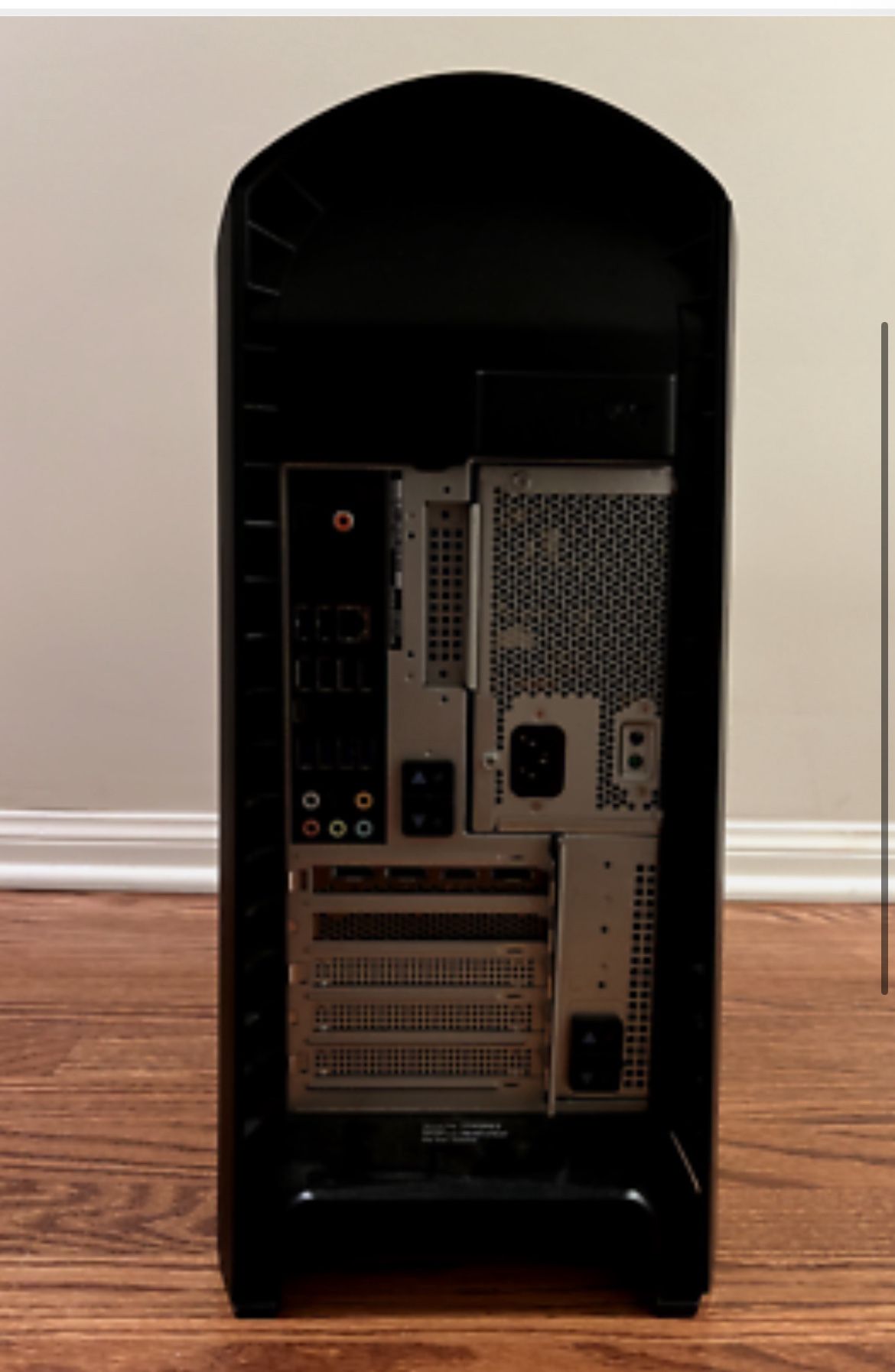 Alienware Aurora R11 Gaming PC: Core i7 10700F, RTX 2070 Super, 16GB DDR4 RAM