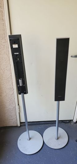 Pair of Sony speakers
