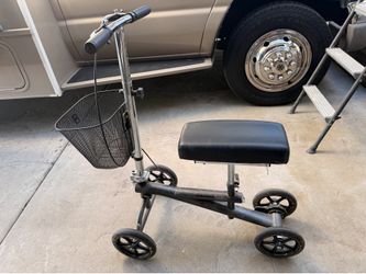 Knee cart dolly