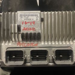 Parted Out 16-17 Accord Computer
