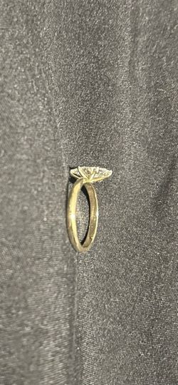 Size 5 engagement ring 14k gold 0.5 marquise diamond