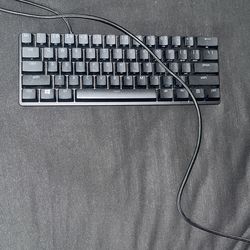Razer Huntsman Mini Purple Switches