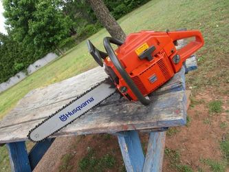 Husqvarna 266XP Chainsaw