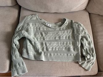 Hollister sweater