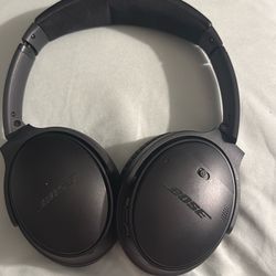 Bose Noise Cancelling Haad Phones Black 