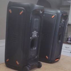 JBL 310 + JBL 300 Bundle 