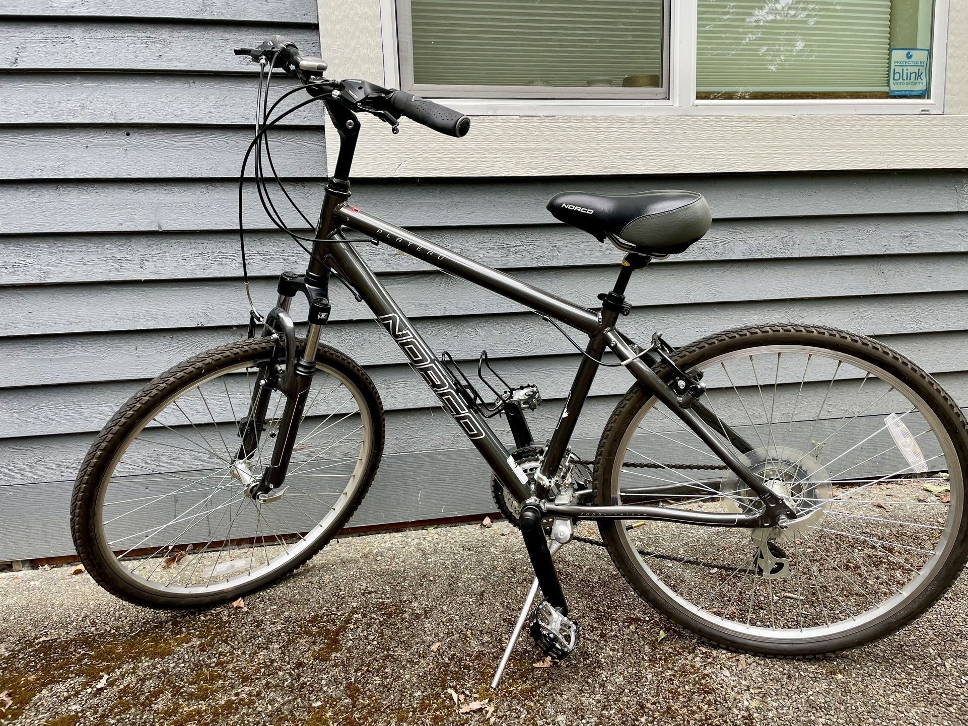 Gently Used Norco Plateau Women’s Bike