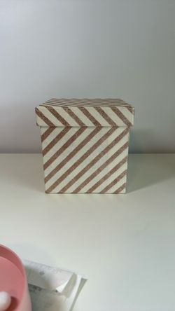 Gold Glitter Gift Box / Decor