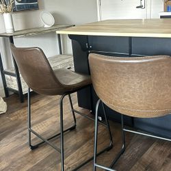 Moving Sale, Kitchen Island Table And 2 Bar Stools 