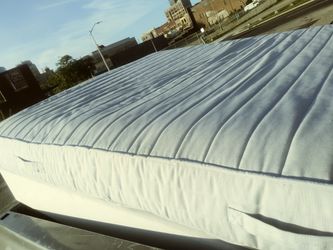 Queen sultan mattress and box