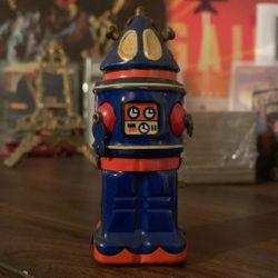 Vintage Toy Wind Up Robot 