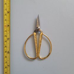 Scissors