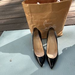 Christian Louboutin Pigalle Heels size 38
