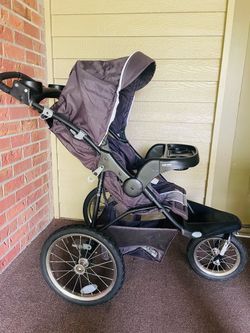 Baby Trend Jogging Stroller – Great for Walks & Outdoor Adventures