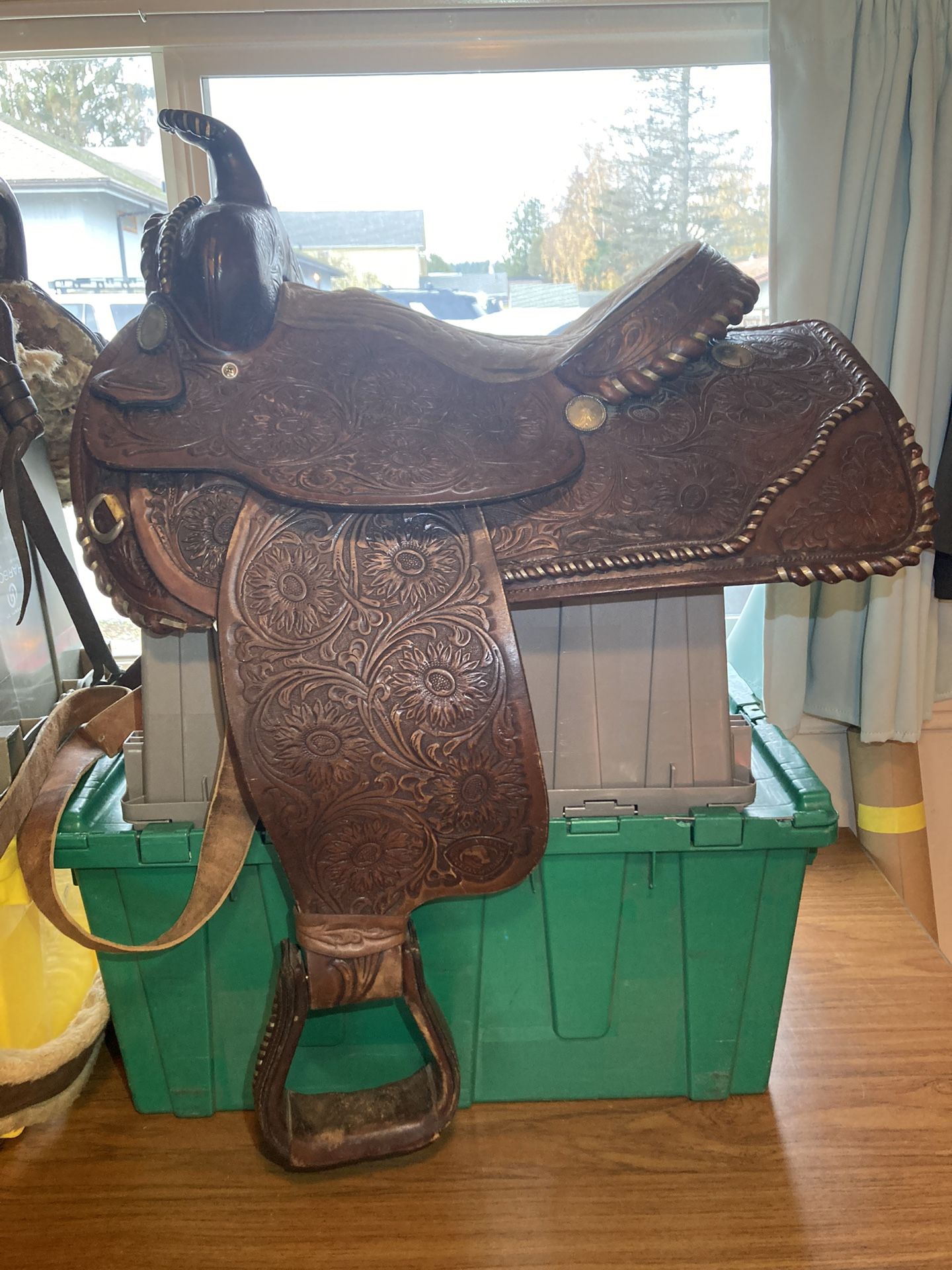 1970’s Hereford 15” Western Show Saddle