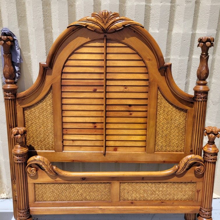 TOMMY BAHAMA BEDROOM SET😯😃Must Go Asap💯75%Off Retail🤯BUY NOW & SAVE🏃🏼♀️OBO BEAUTIFUL