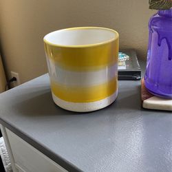 Ceramic Pot / Planter