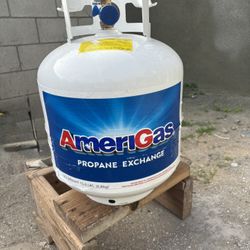 FULL AmeriGas Propane Tank